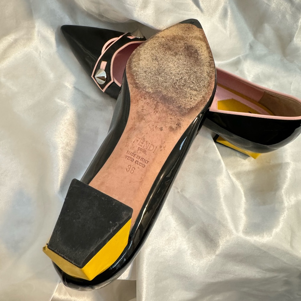 Fendi Black Patent Pumps - Picture 9 of 11